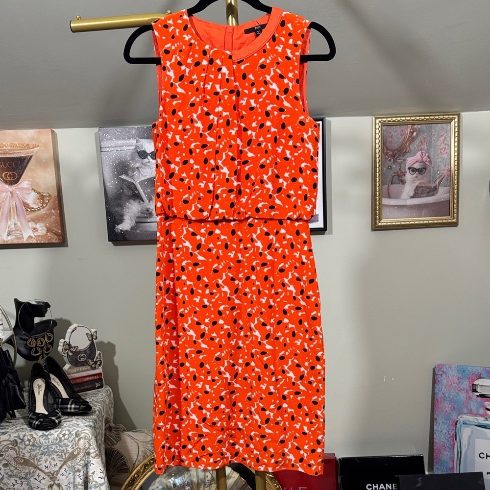EUC Hugo Boss 100% Silk Orange Sleeveless Printed Knee Length Dress Fully Lined